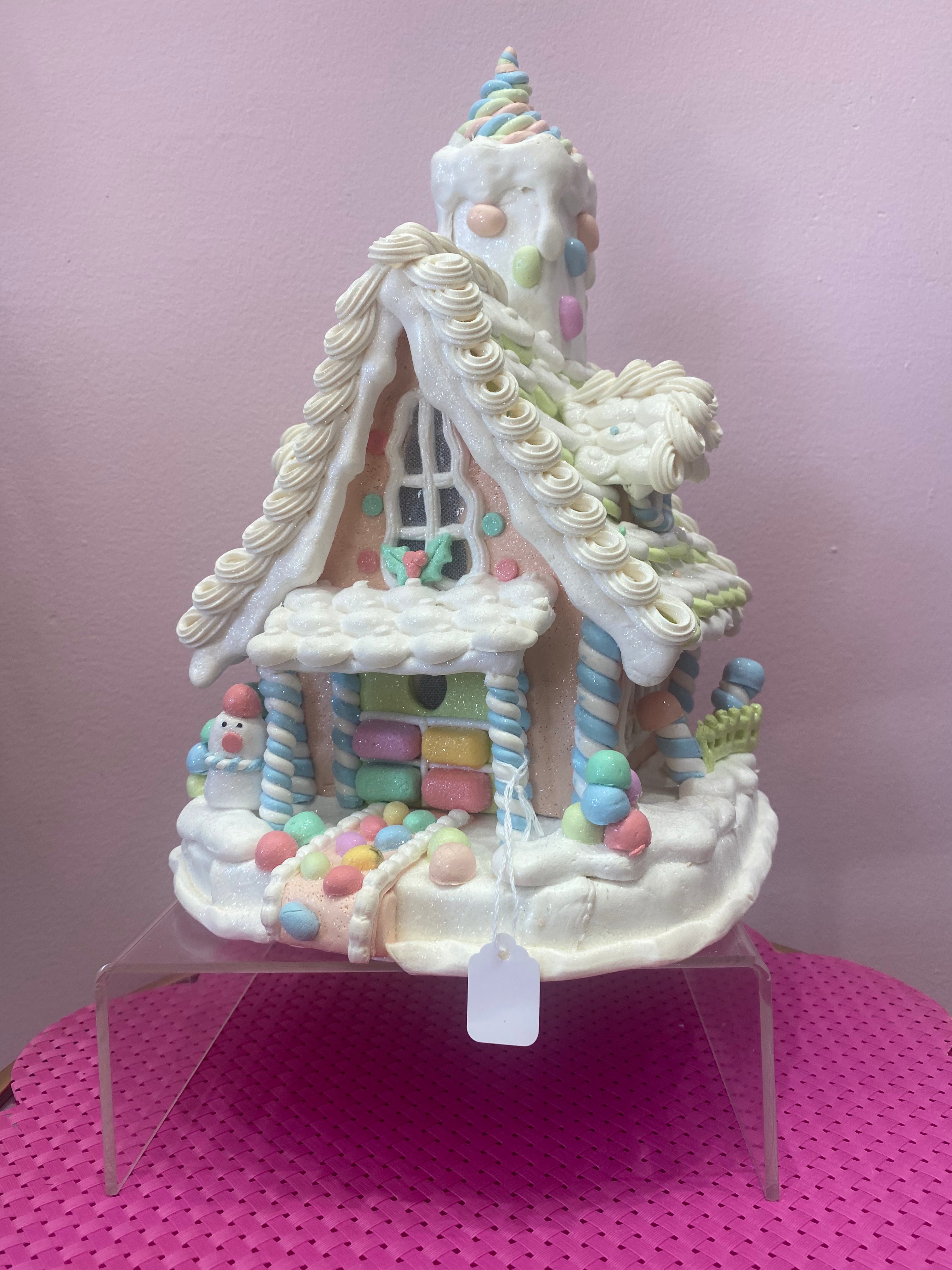 Light up Decorative gingerbread house